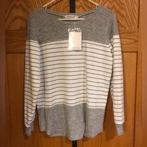 Never worn women shirt. White and Grey